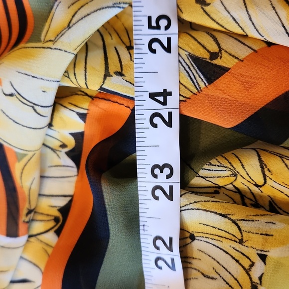 Unknown brand, Excellent condition,  Women's Top,  Sheer, Oversized,  yellow 💛 - Picture 7 of 7